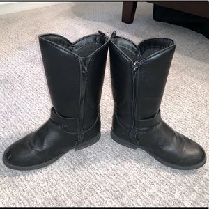 Girls boots
